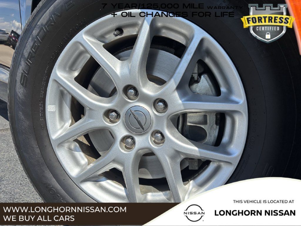 Used 2023 Chrysler Pacifica Touring-L FWD image 8