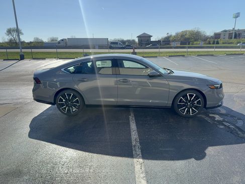 New 2026 Honda Accord Touring image 4