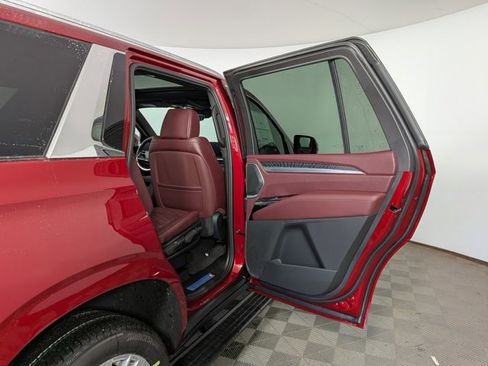 New 2026 Cadillac Escalade Luxury w/ Touring Package image 39