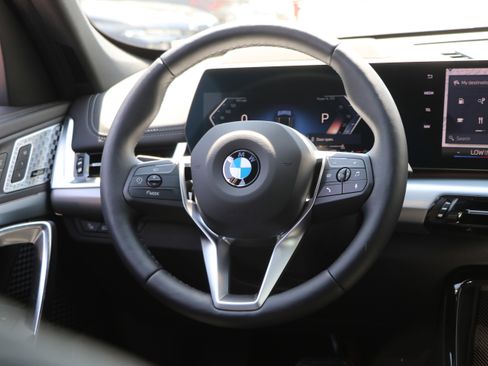Used 2025 BMW X1 xDrive28i w/ Premium Package AWD/4WD image 30