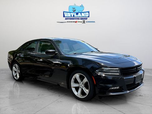 Used 2018 Dodge Charger SXT Plus w/ Quick Order Package 29J RWD image 7
