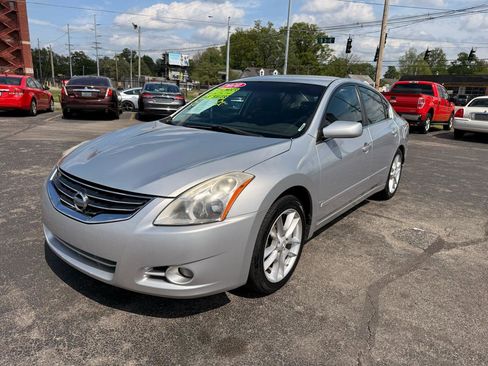 Used 2010 Nissan Altima 2.5 S image 3