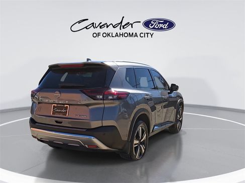 Used 2023 Nissan Rogue Platinum w/ Platinum Premium Package image 8