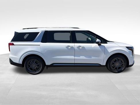 New 2026 Kia Carnival SX FWD image 8