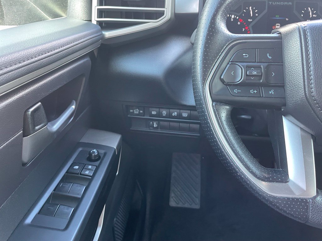 Used 2025 Toyota Tundra SR5 AWD/4WD image 12