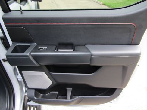 Used 2025 Ford F150 Raptor AWD/4WD image 14