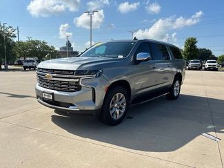 Used 2024 Chevrolet Suburban Premier w/ Advanced Technology Package AWD/4WD video 2