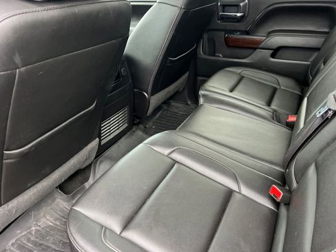 Used 2017 GMC Sierra 1500 SLT image 4