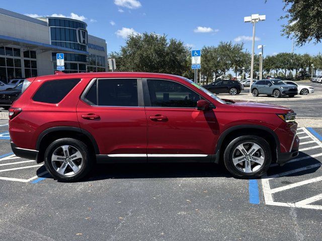 Certified 2024 Honda Pilot EX-L image 3
