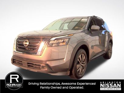 Used 2025 Nissan Pathfinder SV