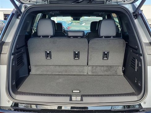 New 2026 GMC Acadia Denali w/ Super Cruise Package image 6