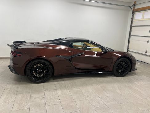 Used 2023 Chevrolet Corvette Z06 image 22