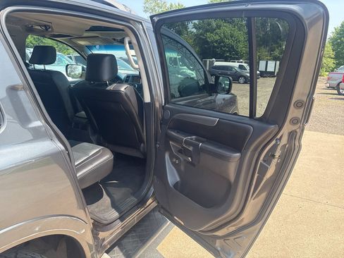 Used 2009 Nissan Armada SE w/ Premium Pkg AWD/4WD image 13