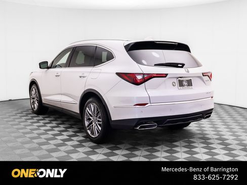 Used 2023 Acura MDX SH-AWD w/ Advance Package image 3