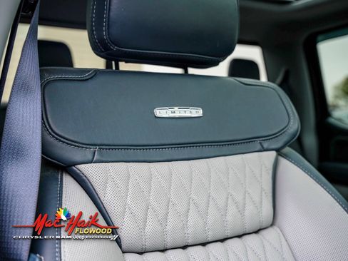 Used 2024 Ford F350 Limited image 23