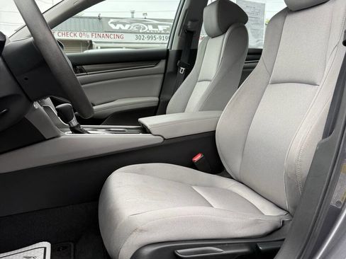 Used 2020 Honda Accord LX image 9