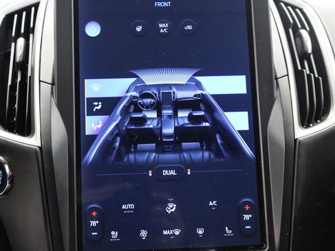 Used 2022 Ford Edge SEL w/ Convenience Package image 31