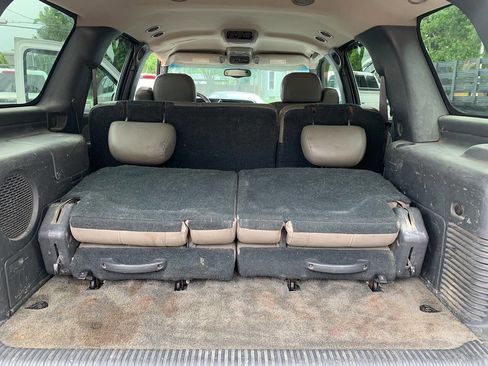Used 2002 Chevrolet Tahoe LT RWD image 10