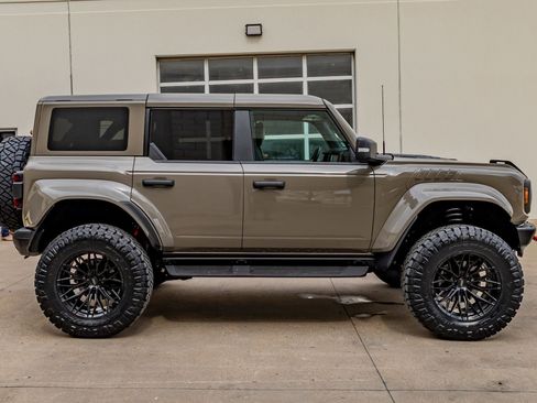 Used 2025 Ford Bronco Raptor image 11