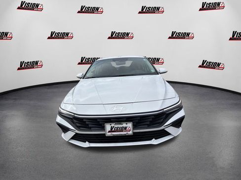 New 2025 Hyundai Elantra Blue image 2