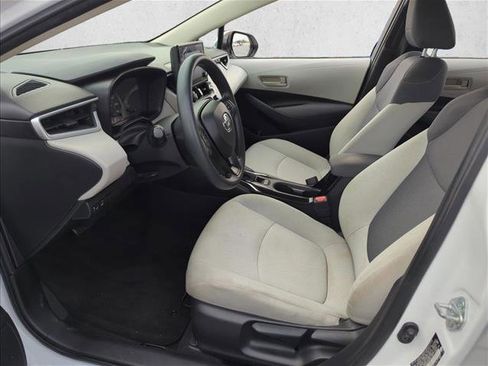 Used 2022 Toyota Corolla L image 9