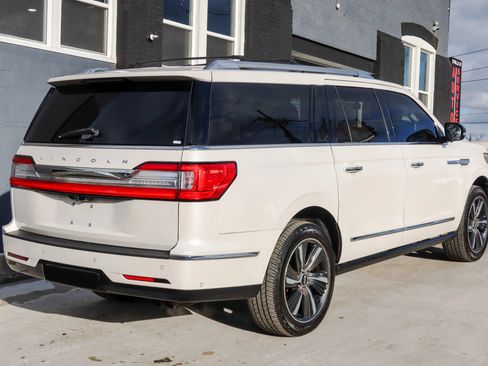 Used 2019 Lincoln Navigator L Reserve w/ Cargo Package image 4