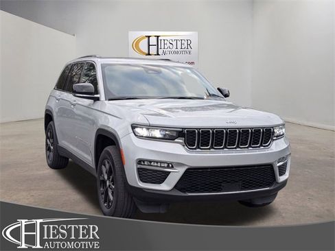 Used 2024 Jeep Grand Cherokee Limited image 1