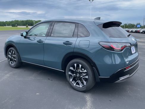 New 2026 Honda HR-V EX-L image 6