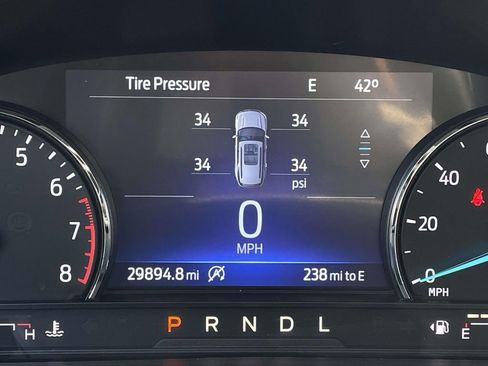 Used 2023 Ford Explorer XLT w/ Equipment Group 202A image 15