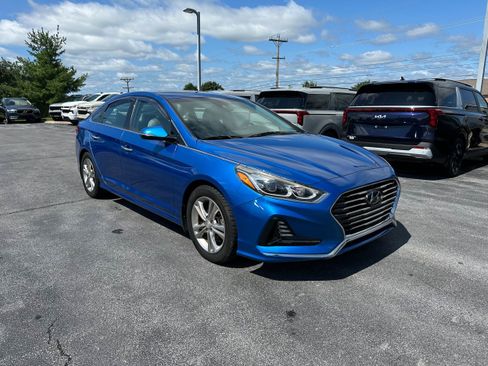 Used 2018 Hyundai Sonata Limited w/ Limited Ultimate Package 03 FWD image 3