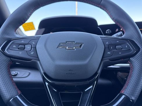 New 2026 Chevrolet Trax RS w/ Sunroof Package image 20