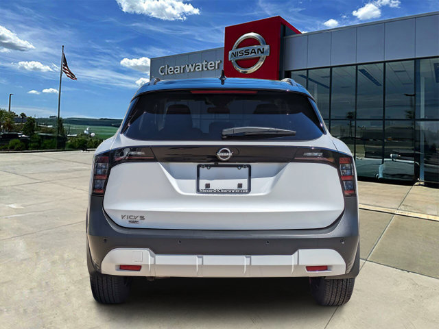 Certified 2026 Nissan Kicks SV w/ SV Premium Package FWD image 5