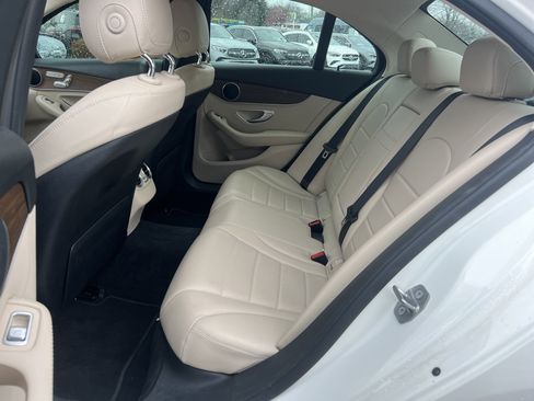 Used 2019 Mercedes-Benz C 300 4MATIC Sedan image 32