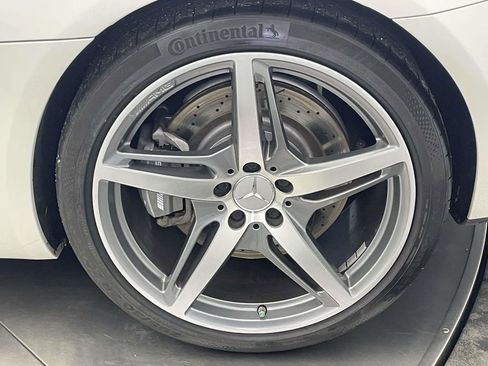 Used 2018 Mercedes-Benz AMG GT Roadster image 12