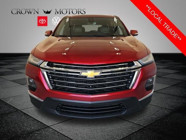 Used 2022 Chevrolet Traverse LT w/ LT Premium Package AWD/4WD image 2