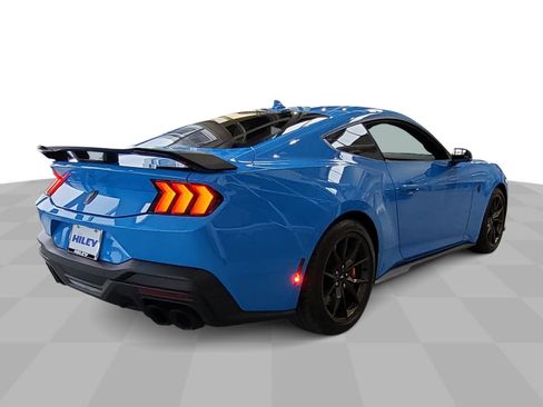 Used 2025 Ford Mustang Dark Horse image 8