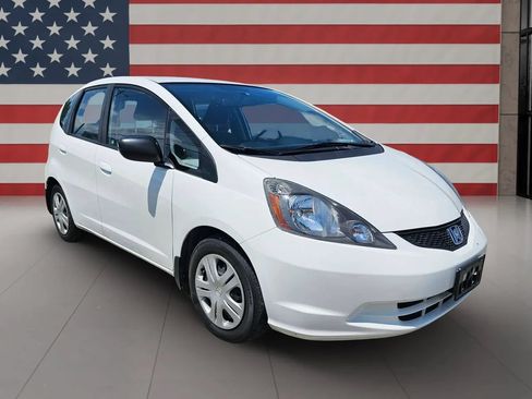 Used 2011 Honda Fit image 2