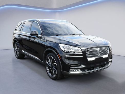 Certified 2023 Lincoln Aviator Reserve w/ Equipment Group 201A AWD/4WD image 5