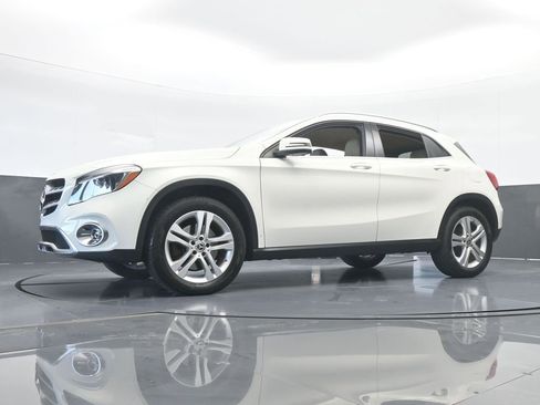 Used 2018 Mercedes-Benz GLA 250 image 58