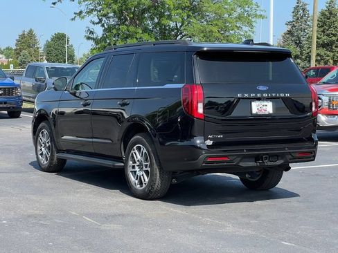 Certified 2025 Ford Expedition Active AWD/4WD image 11