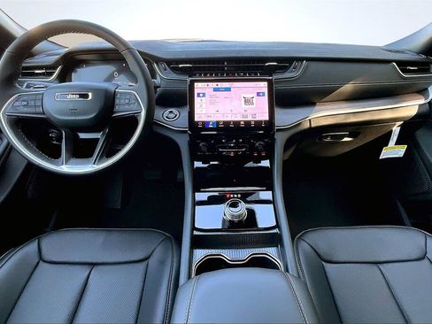 New 2025 Jeep Grand Cherokee L Limited w/ Luxury Tech Group II image 5