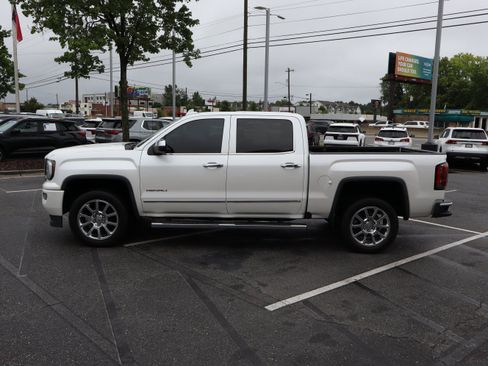 Used 2018 GMC Sierra 1500 Denali AWD/4WD image 7