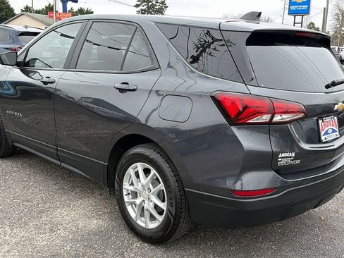 Certified 2022 Chevrolet Equinox LS w/ LS Convenience Package image 7