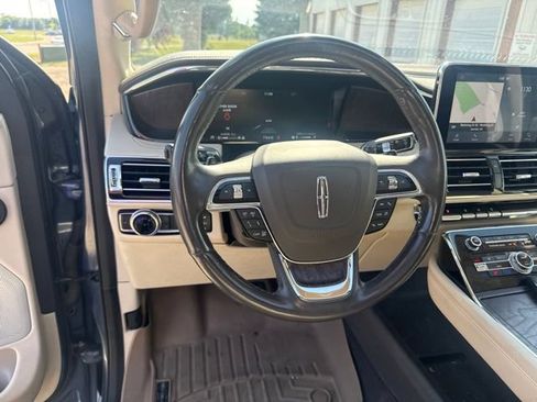 Used 2020 Lincoln Navigator Reserve w/ Luxury Package AWD/4WD image 14