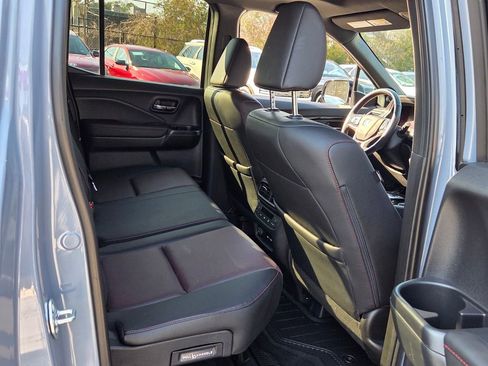 Used 2024 Honda Ridgeline Black Edition image 14