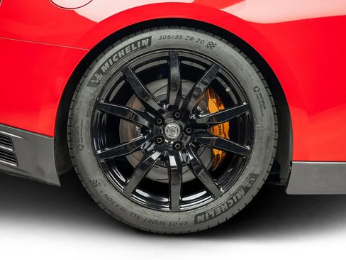 Used 2015 Nissan GT-R Premium AWD/4WD image 34