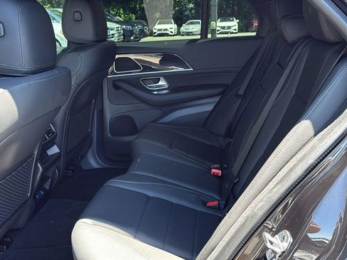 Certified 2025 Mercedes-Benz GLE 450 4MATIC image 26