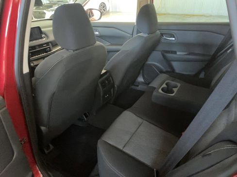 Used 2025 Nissan Rogue SV AWD/4WD image 21