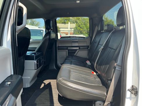 Used 2018 Ford F150 XLT w/ Equipment Group 302A Luxury image 9