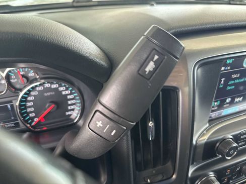 Certified 2018 Chevrolet Silverado 1500 LT w/ All Star Edition AWD/4WD image 23